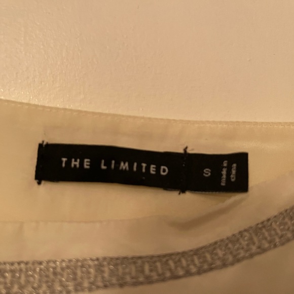 Super cute top with black sequin straps on one shoulder Perfect with leggings - Picture 2 of 2